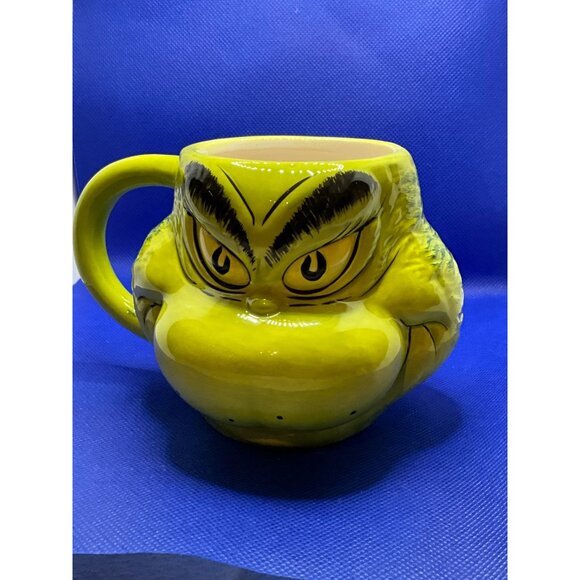 Dr. Seuss The Grinch Mug By Vandor LLC - 16 oz - Quirky Ceramic Cup For Coffee - Picture 7 of 7